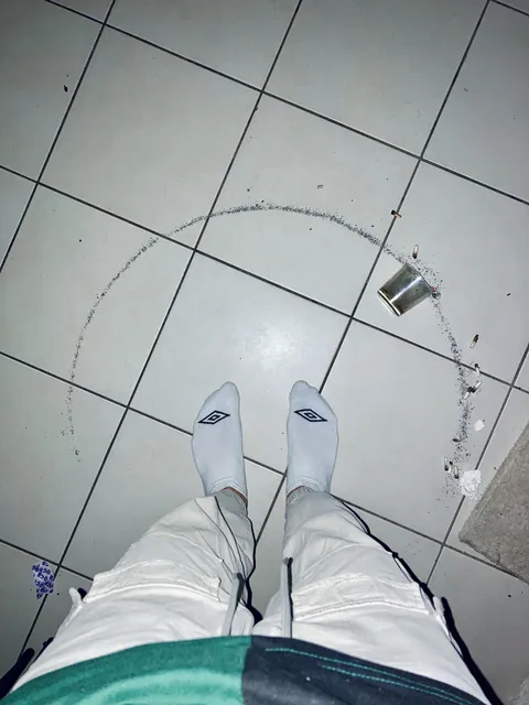 Accidentally kicked this ashtray and it formed a circle around my feet