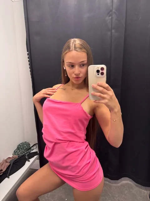 I feel relaxed when I’m naked in changing rooms