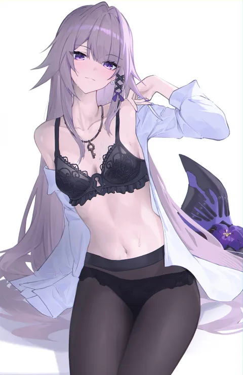 Herta shows off her genius underwear style