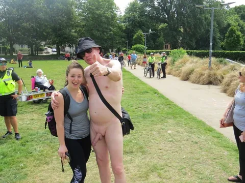 Some WNBR London public erection CFNM faves - this guy had a fun time and so did the women photographed with him!