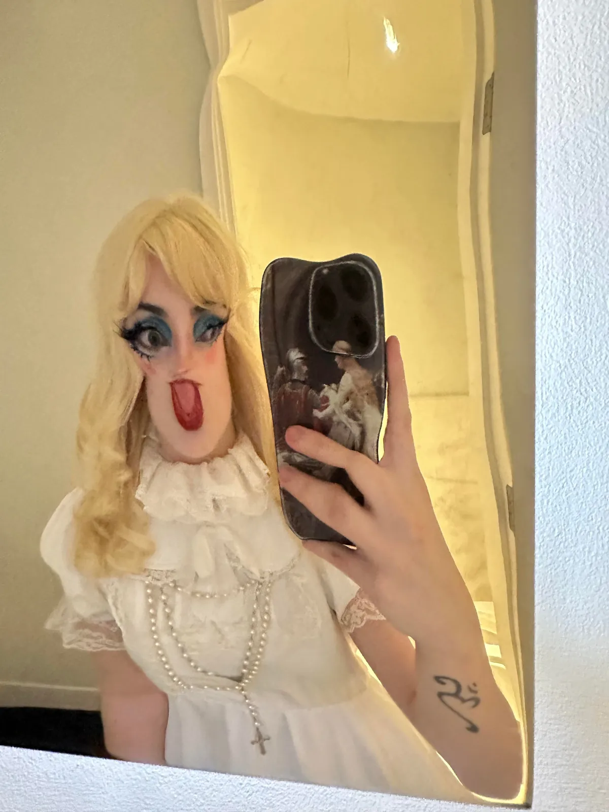 Back at it with the clown vibes