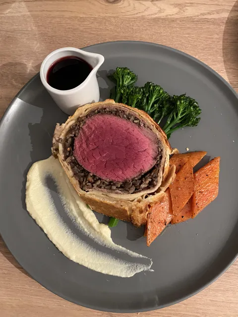 [homemade] Beef Wellington. 
