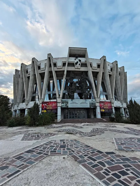 Some pictures from Chisinau, the strangest capital city in Europe