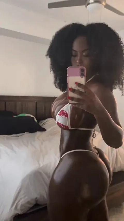 She's fine AF❤️‍🔥