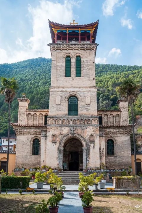 Tibetan Catholic churches